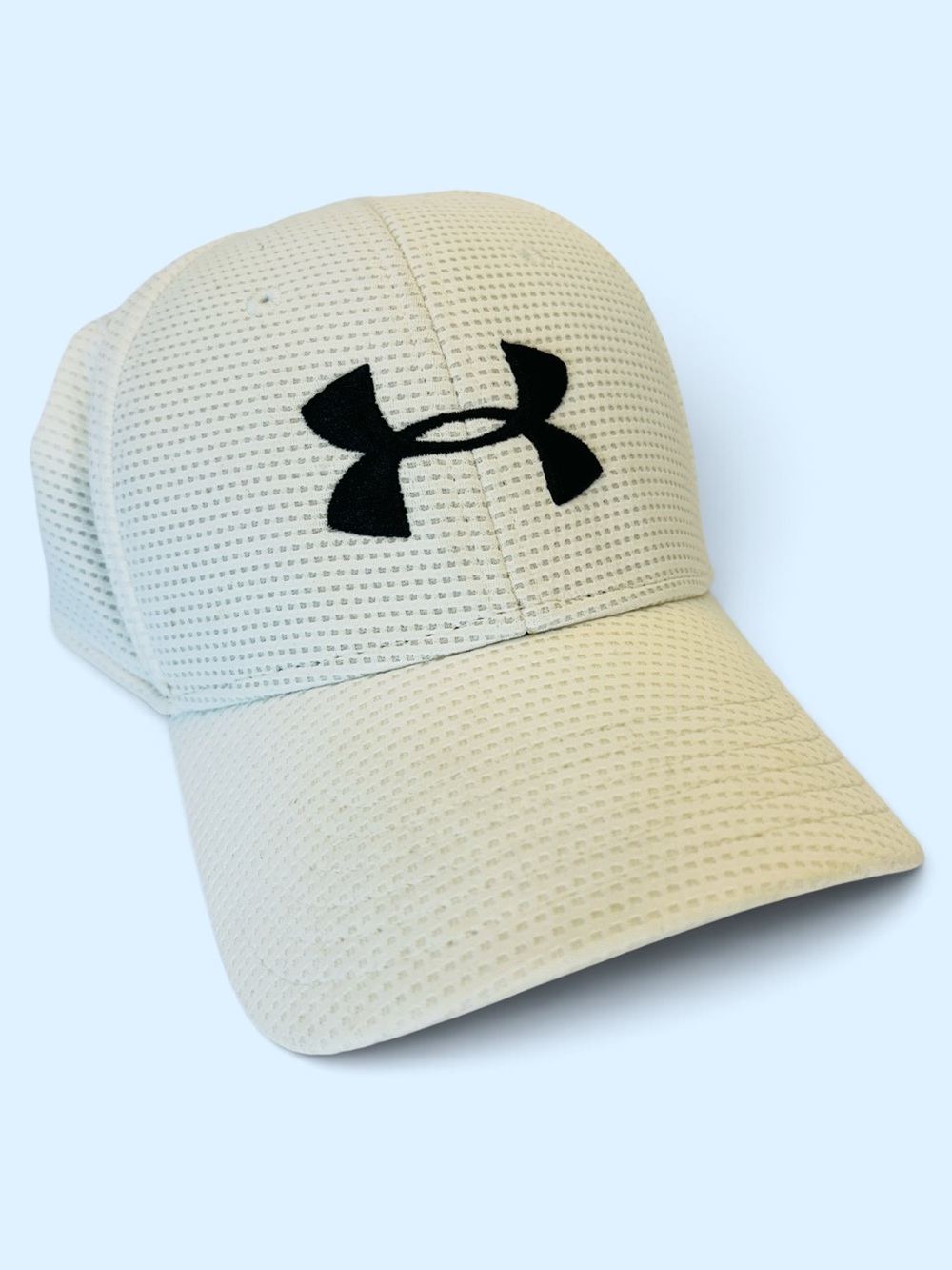 Under Armour Men’s Size L/XL White Mesh Performance Baseball Cap Hat